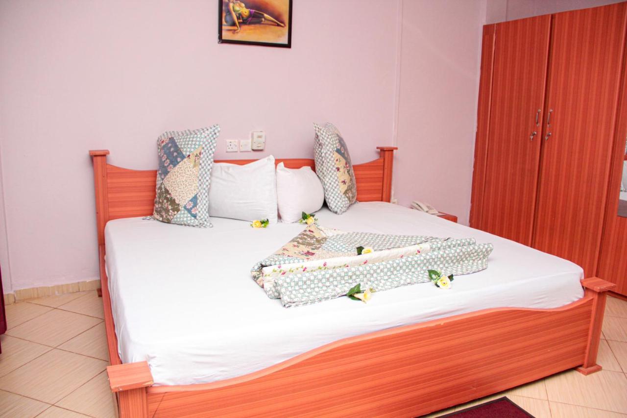 Nbangba Hotel Techiman Eksteriør billede